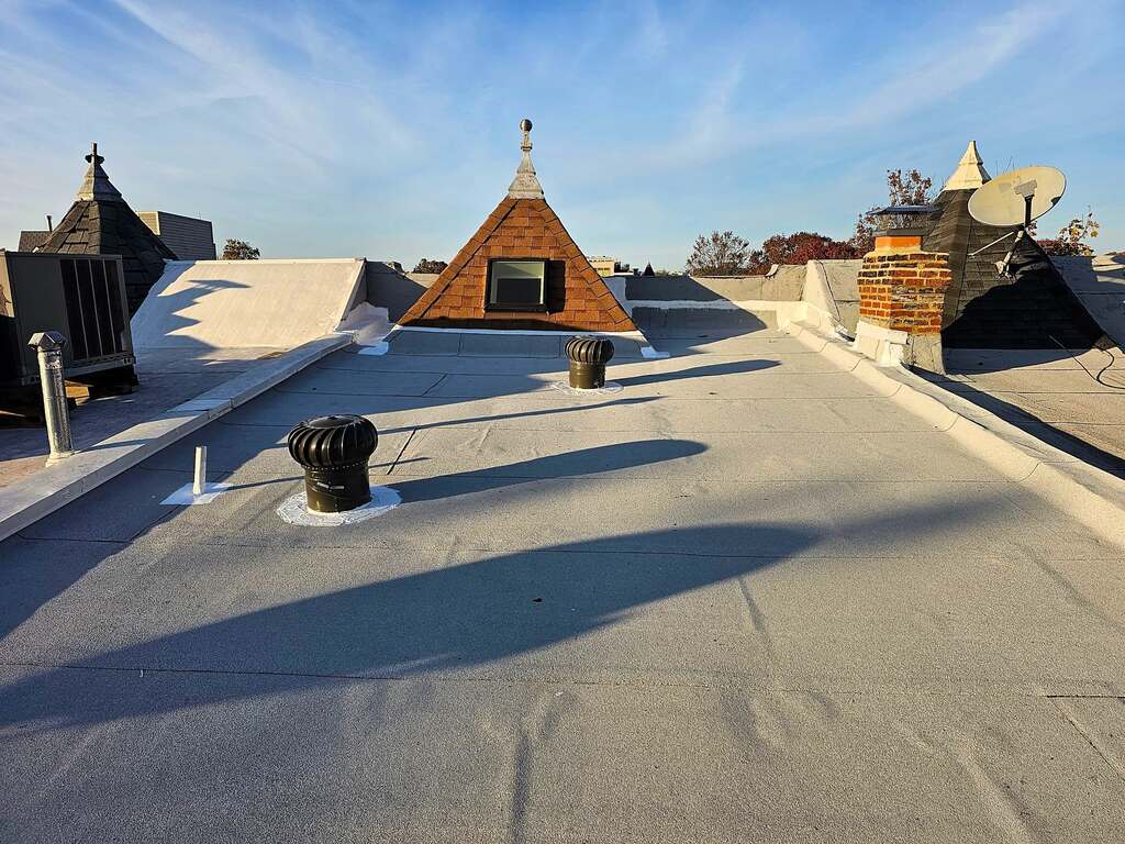 Northeast D.C. flat roof solar installation inspection